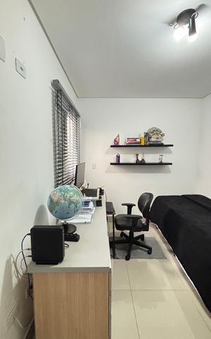 Apartamento à venda com 140m², 2 quartos e 2 vagas Apartamento à venda com 140m², 2 quartos e 2 vagasQuarto