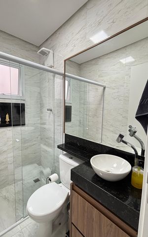 Apartamento à venda com 140m², 2 quartos e 2 vagas Apartamento à venda com 140m², 2 quartos e 2 vagasBanheiro