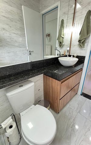 Apartamento à venda com 140m², 2 quartos e 2 vagas Apartamento à venda com 140m², 2 quartos e 2 vagasBanheiro da Suíte