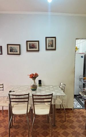 Casa para alugar com 230m², 2 quartos e 2 vagas Casa para alugar com 230m², 2 quartos e 2 vagasCasa 2 - Sala