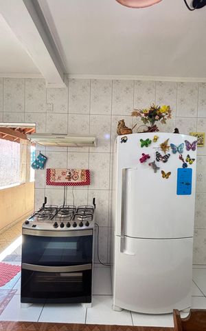 Casa para alugar com 230m², 2 quartos e 2 vagas Casa para alugar com 230m², 2 quartos e 2 vagasCozinha