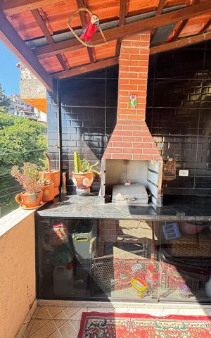 Casa para alugar com 230m², 2 quartos e 2 vagas Casa para alugar com 230m², 2 quartos e 2 vagasÁrea de Serviço