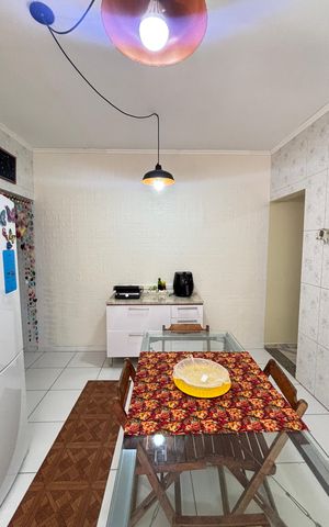 Casa para alugar com 230m², 2 quartos e 2 vagas Casa para alugar com 230m², 2 quartos e 2 vagasCozinha