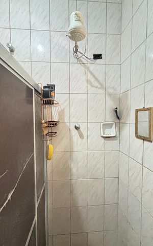 Casa para alugar com 230m², 2 quartos e 2 vagas Casa para alugar com 230m², 2 quartos e 2 vagasBanheiro