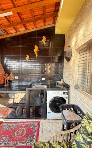 Casa para alugar com 230m², 2 quartos e 2 vagas Casa para alugar com 230m², 2 quartos e 2 vagasÁrea de Serviço