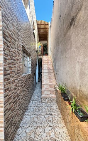 Casa para alugar com 230m², 2 quartos e 2 vagas Casa para alugar com 230m², 2 quartos e 2 vagasQuintal