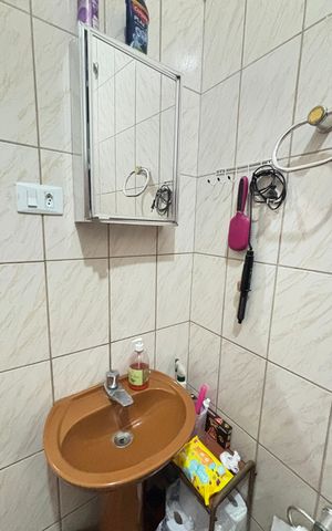 Casa para alugar com 230m², 2 quartos e 2 vagas Casa para alugar com 230m², 2 quartos e 2 vagasBanheiro