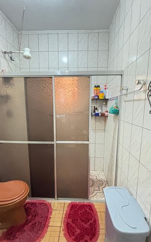 Casa para alugar com 230m², 2 quartos e 2 vagas Casa para alugar com 230m², 2 quartos e 2 vagasBanheiro