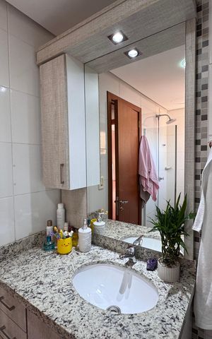 Apartamento à venda com 71m², 2 quartos e 1 vaga Apartamento à venda com 71m², 2 quartos e 1 vagaBanheiro