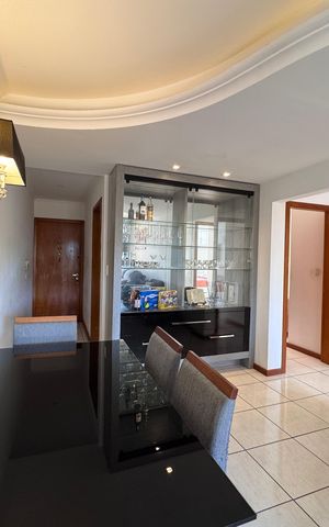 Apartamento à venda com 71m², 2 quartos e 1 vaga Apartamento à venda com 71m², 2 quartos e 1 vagaSala