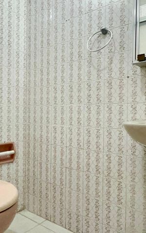 Apartamento para alugar com 130m², 3 quartos e sem vaga Apartamento para alugar com 130m², 3 quartos e sem vagaBanheiro