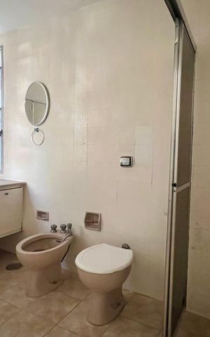 Apartamento para alugar com 130m², 3 quartos e sem vaga Apartamento para alugar com 130m², 3 quartos e sem vagaBanheiro da Suíte