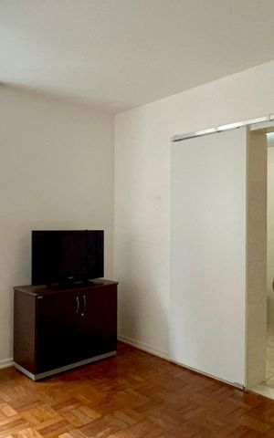 Apartamento para alugar com 130m², 3 quartos e sem vaga Apartamento para alugar com 130m², 3 quartos e sem vagaSuíte