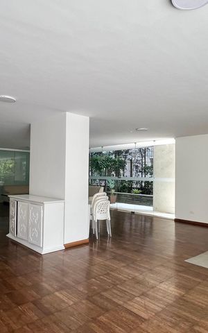 Apartamento para alugar com 130m², 3 quartos e sem vaga Apartamento para alugar com 130m², 3 quartos e sem vagaÁrea comum - Salão de festas