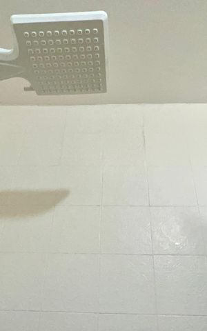 Apartamento para alugar com 130m², 3 quartos e sem vaga Apartamento para alugar com 130m², 3 quartos e sem vagaBanheiro da Suíte