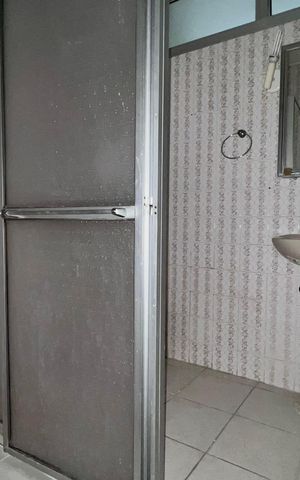 Apartamento para alugar com 130m², 3 quartos e sem vaga Apartamento para alugar com 130m², 3 quartos e sem vagaBanheiro