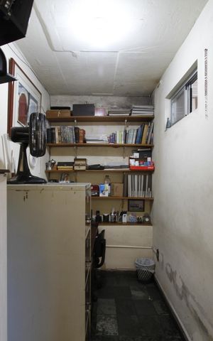 Casa à venda com 338m², 7 quartos e 2 vagasEscritório casa 2