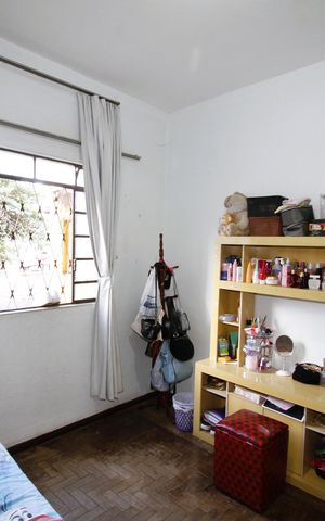 Casa à venda com 338m², 7 quartos e 2 vagasQuarto 1