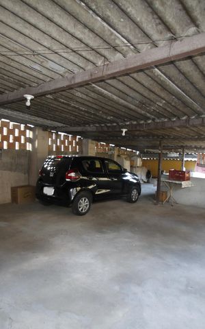 Casa à venda com 338m², 7 quartos e 2 vagasGaragem
