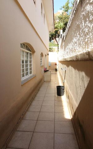 Casa à venda com 180m², 3 quartos e 2 vagasQuintal
