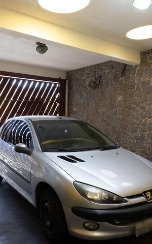Casa à venda com 252m², 3 quartos e 2 vagas Casa à venda com 252m², 3 quartos e 2 vagasGaragem