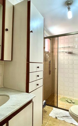 Apartamento à venda com 70m², 2 quartos e 2 vagas Apartamento à venda com 70m², 2 quartos e 2 vagasBanheiro