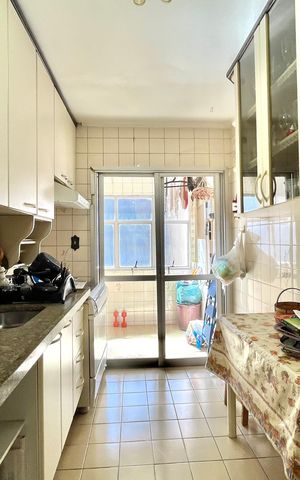 Apartamento à venda com 70m², 2 quartos e 2 vagas Apartamento à venda com 70m², 2 quartos e 2 vagasCozinha