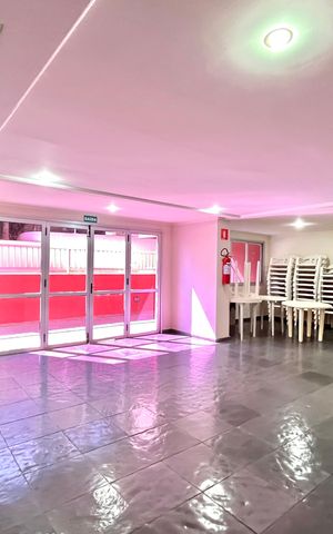 Apartamento à venda com 70m², 2 quartos e 2 vagas Apartamento à venda com 70m², 2 quartos e 2 vagasÁrea comum - Salão de festas