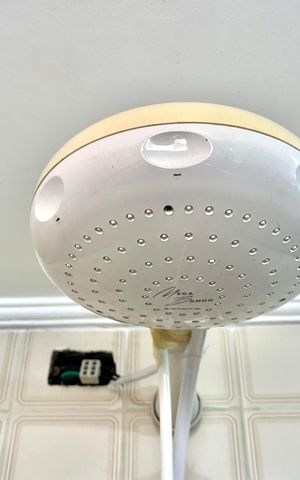 Apartamento à venda com 70m², 2 quartos e 2 vagas Apartamento à venda com 70m², 2 quartos e 2 vagasBanheiro