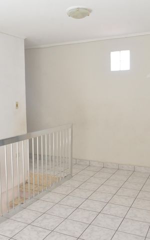 Casa à venda com 275m², 3 quartos e 2 vagasSala 2