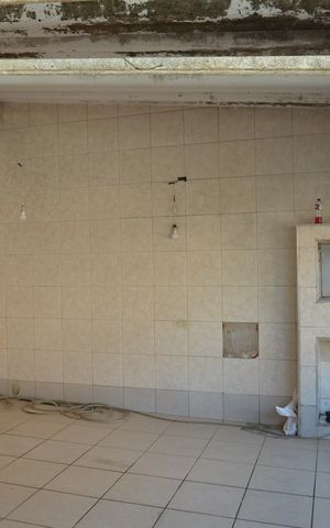 Casa à venda com 275m², 3 quartos e 2 vagasGaragem