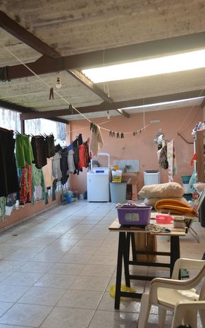 Casa à venda com 275m², 3 quartos e 2 vagasÁrea de Serviço