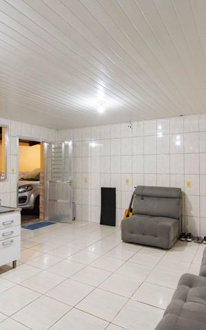 Casa à venda com 186m², 3 quartos e 3 vagas Casa à venda com 186m², 3 quartos e 3 vagasCozinha