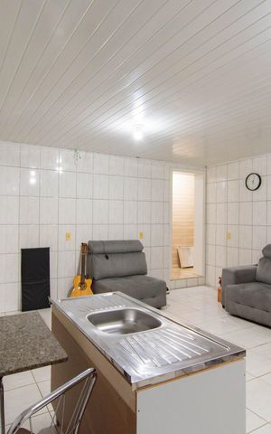 Casa à venda com 186m², 3 quartos e 3 vagas Casa à venda com 186m², 3 quartos e 3 vagasCozinha