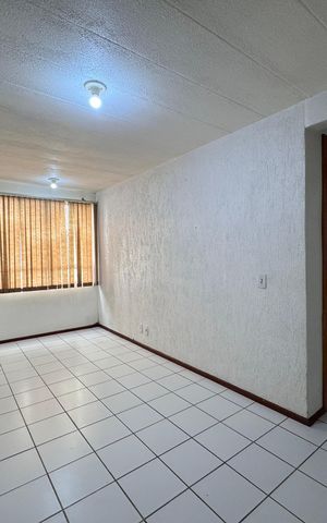 Apartamento à venda com 102m², 2 quartos e 1 vaga Apartamento à venda com 102m², 2 quartos e 1 vagaSala