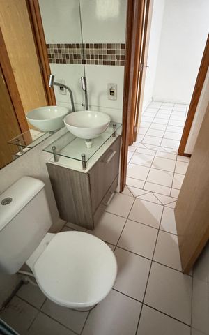 Apartamento à venda com 102m², 2 quartos e 1 vaga Apartamento à venda com 102m², 2 quartos e 1 vagaBanheiro