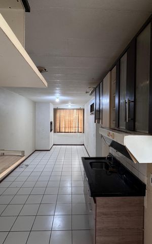 Apartamento à venda com 102m², 2 quartos e 1 vaga Apartamento à venda com 102m², 2 quartos e 1 vagaCozinha