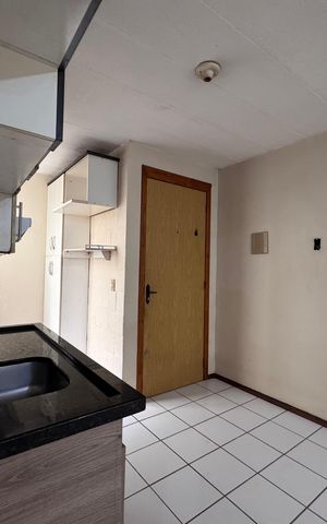Apartamento à venda com 102m², 2 quartos e 1 vaga Apartamento à venda com 102m², 2 quartos e 1 vagaCozinha