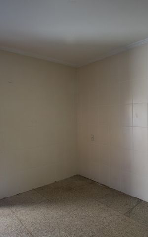 Casa para alugar com 150m², 4 quartos e 2 vagas Casa para alugar com 150m², 4 quartos e 2 vagasCozinha