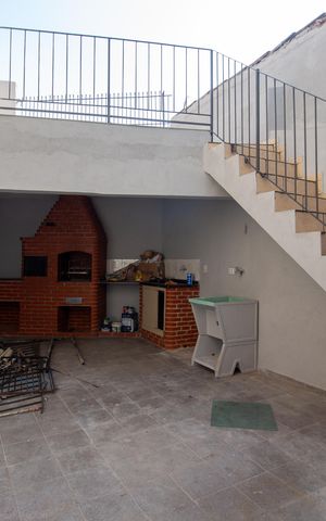 Casa para alugar com 150m², 4 quartos e 2 vagas Casa para alugar com 150m², 4 quartos e 2 vagasÁrea de Serviço