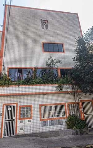 Apartamento para alugar com 55m², 2 quartos e sem vaga Apartamento para alugar com 55m², 2 quartos e sem vagaFachada