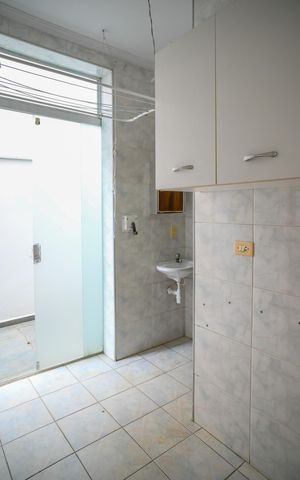 Casa para alugar com 220m², 4 quartos e 4 vagas Casa para alugar com 220m², 4 quartos e 4 vagasÁrea de Serviço