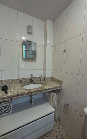 Apartamento à venda com 68m², 2 quartos e 2 vagasBanheiro da Suíte