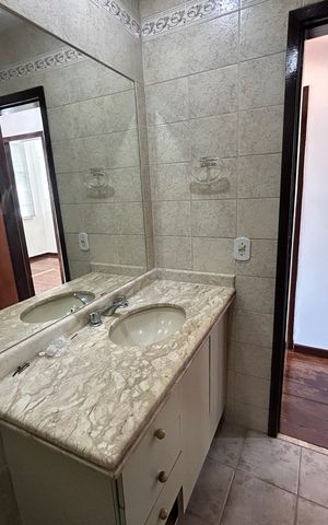 Apartamento à venda com 80m², 3 quartos e 1 vagaBanheiro