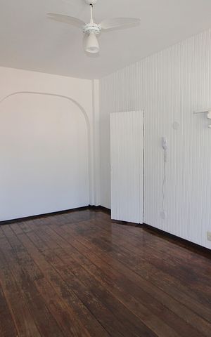 Apartamento à venda com 80m², 3 quartos e 1 vagaSala
