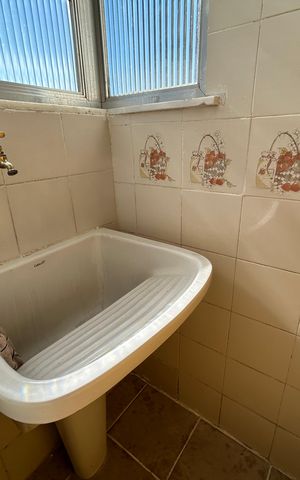 Apartamento à venda com 80m², 3 quartos e 1 vagaÁrea de Serviço
