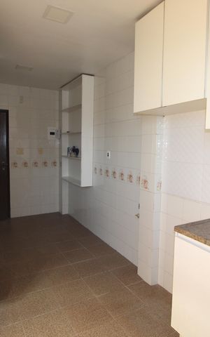 Apartamento à venda com 80m², 3 quartos e 1 vagaCozinha