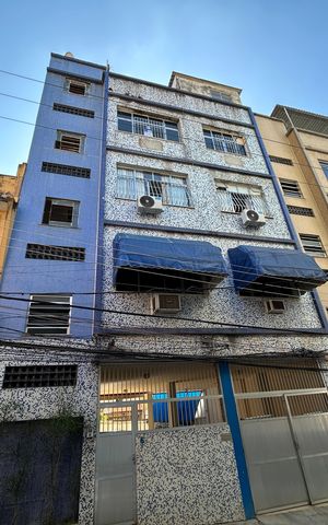Apartamento à venda com 80m², 3 quartos e 1 vagaFachada + plaquinha