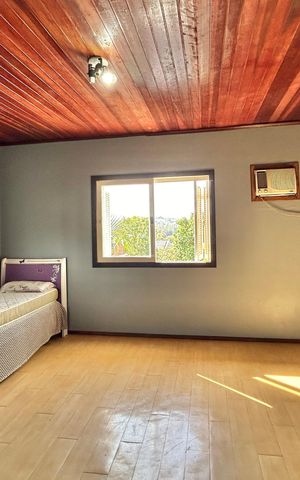 Casa à venda com 290m², 3 quartos e 3 vagasQuarto 2