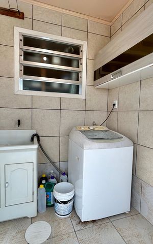 Casa à venda com 290m², 3 quartos e 3 vagasÁrea de Serviço